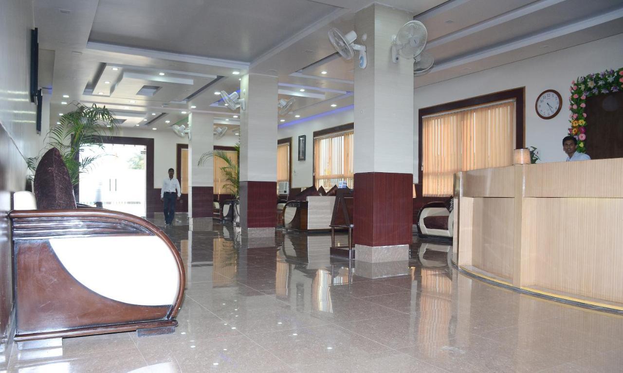 Vaishnavi Clarks Inn Buxar Εξωτερικό φωτογραφία