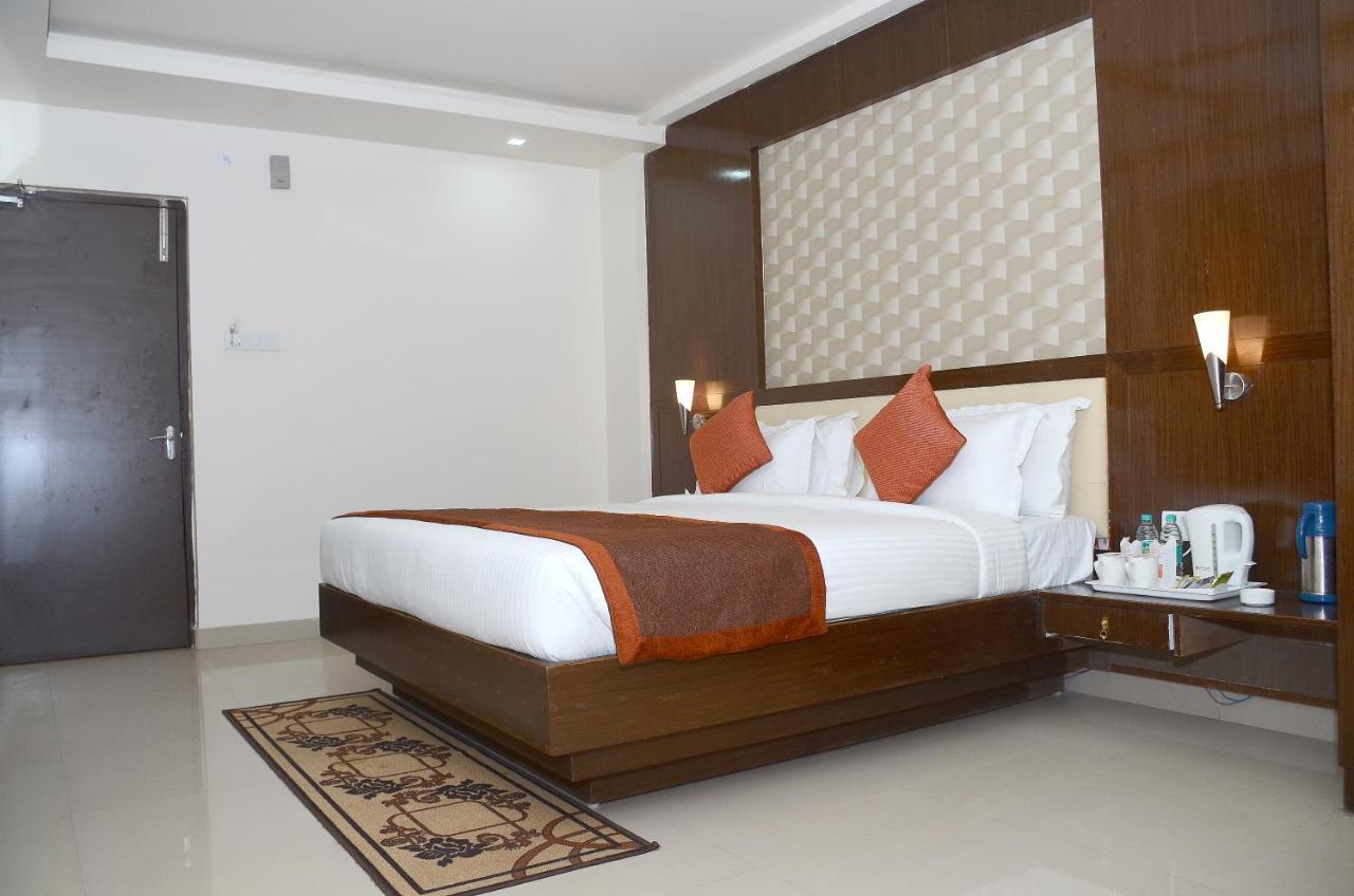 Vaishnavi Clarks Inn Buxar Εξωτερικό φωτογραφία